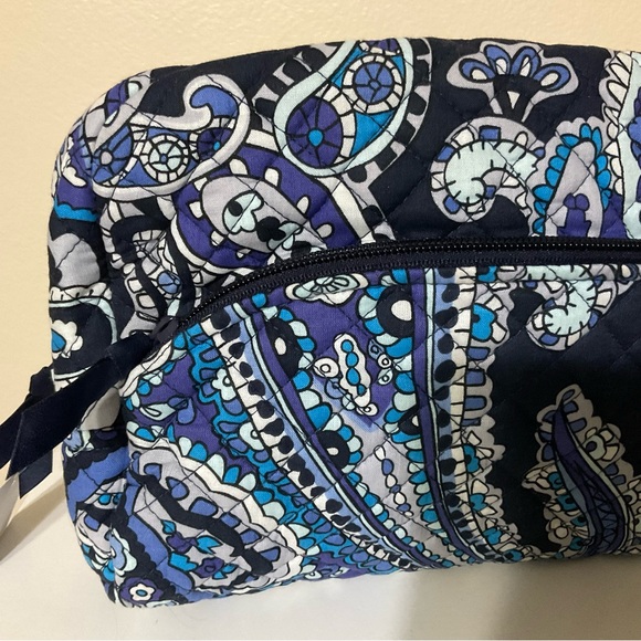 VERA BRADLEY Iconic Lg Cosmetic Case Deep Night Paisley Navy - Picture 5 of 8